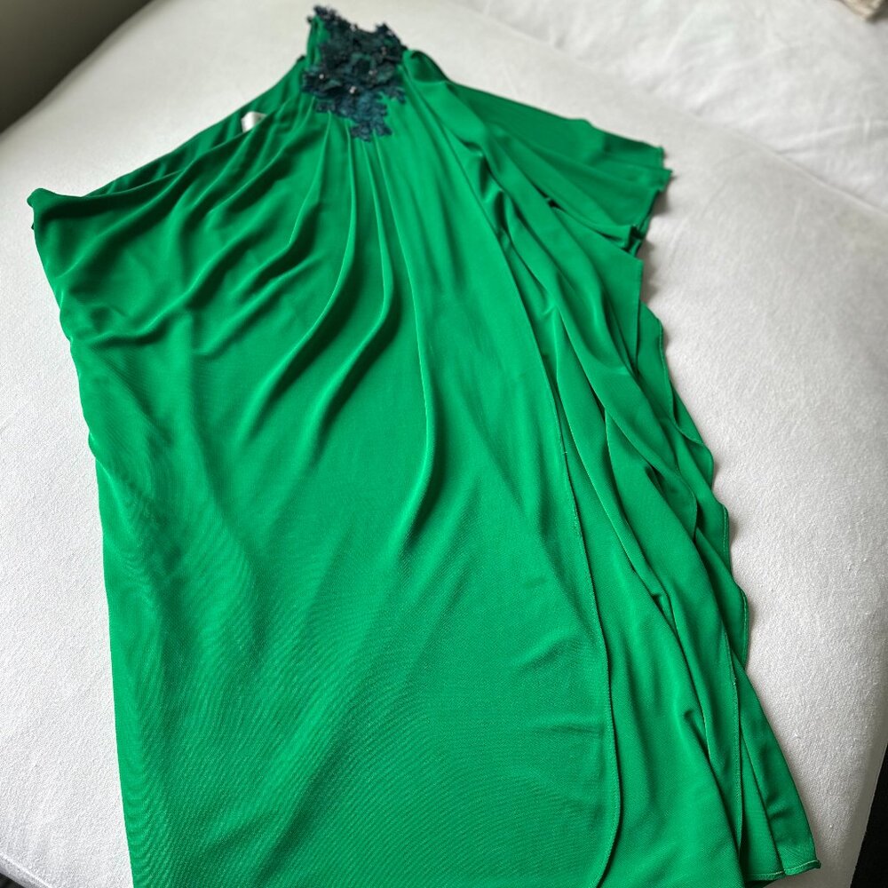 Badgley Mischka Emerald Green One-Shoulder Gown